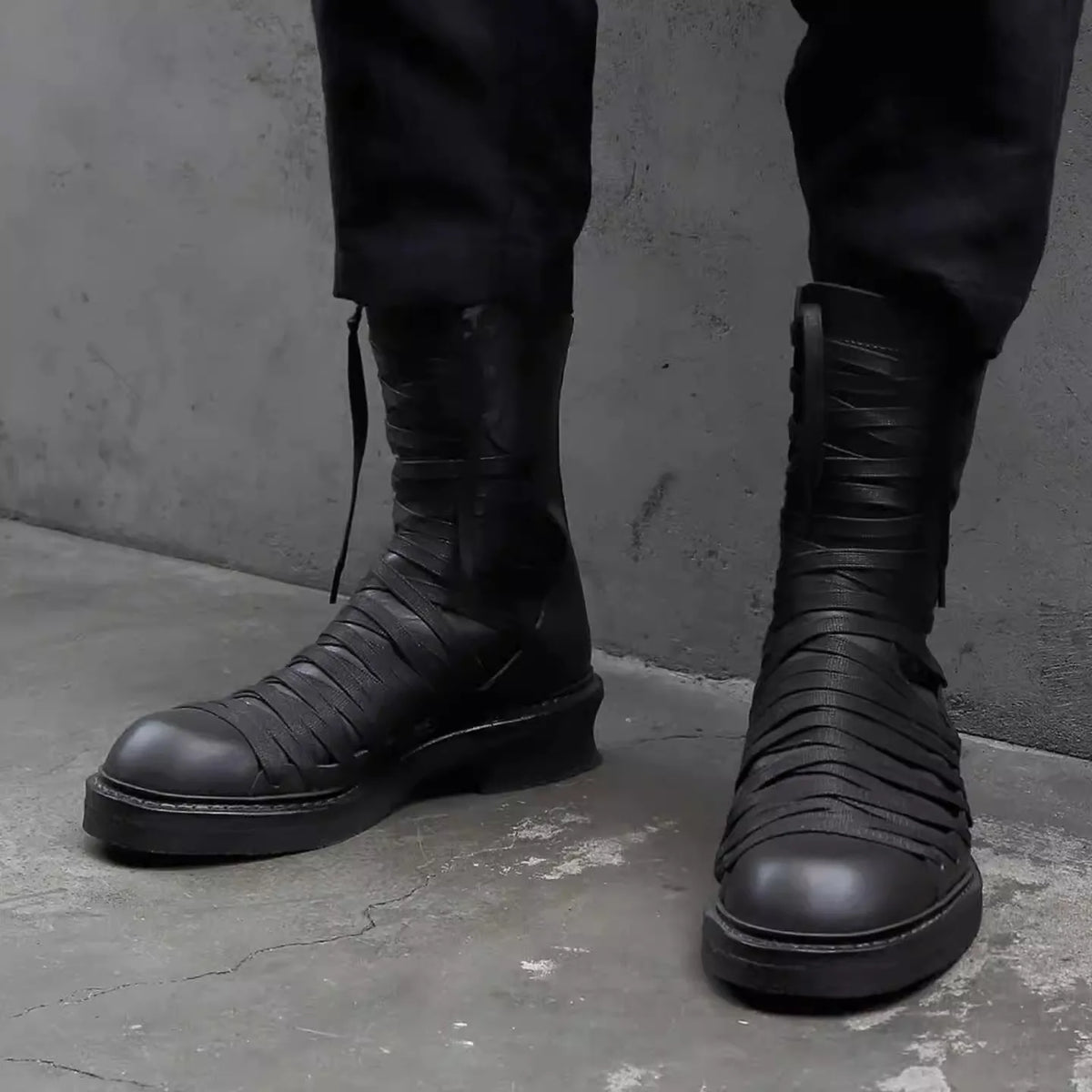 Men's Retro Lace-Up Mid-Calf Platform Boots