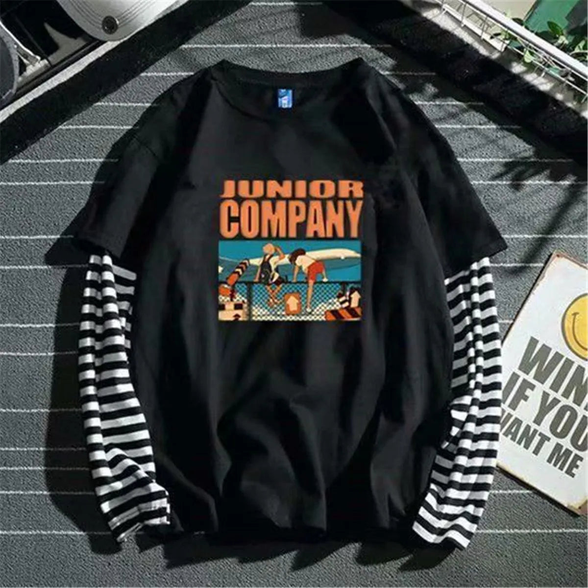 Men’s Layered Long-Sleeve T-Shirt with Striped Sleeves