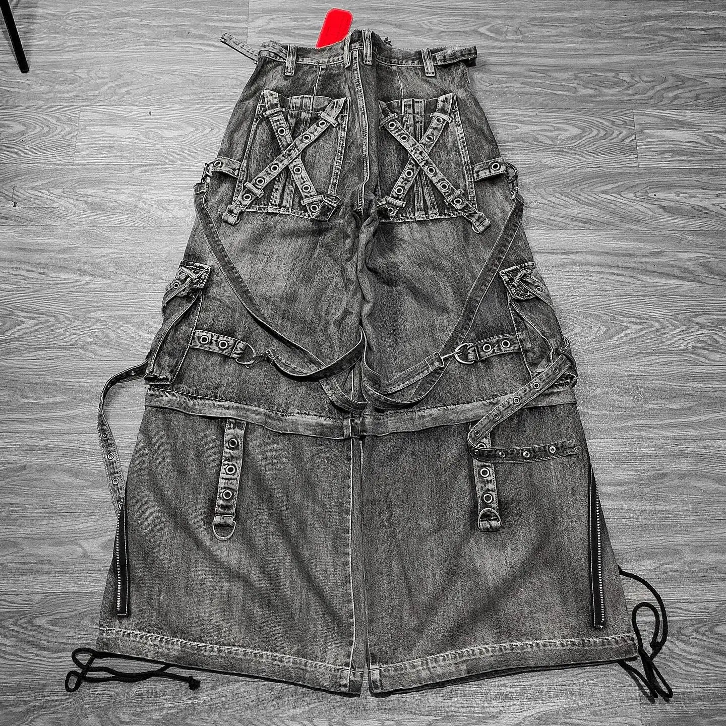 Vintage Washed Multi-Pocket Baggy Jeans