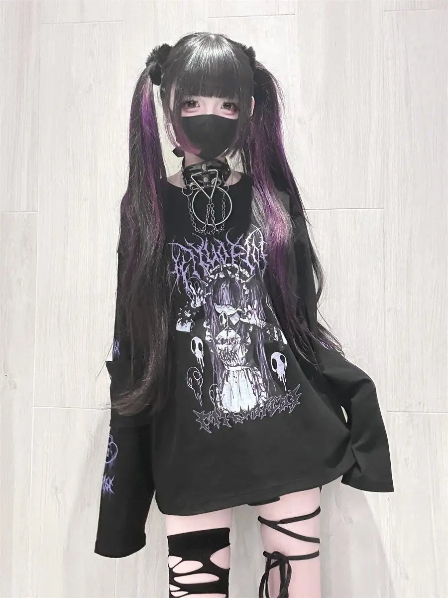 Black Gothic Graphic Long-Sleeve Tunic Top