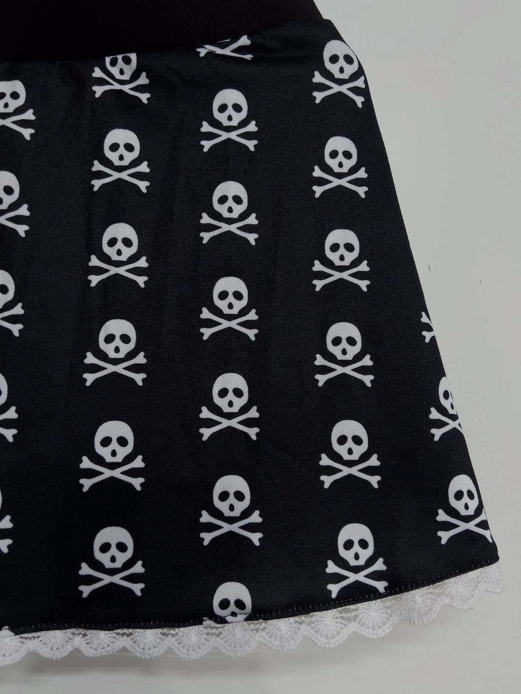 Women's Skull Print Mini Skirt with Lace Trim