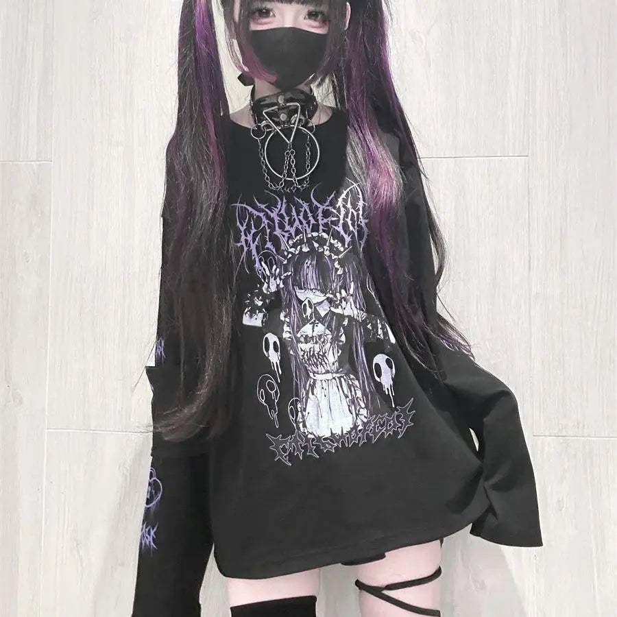 Black Gothic Graphic Long-Sleeve Tunic Top