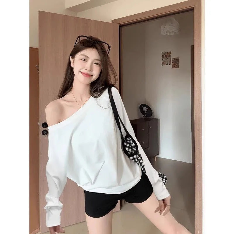 Women's One-Shoulder Long-Sleeve Top