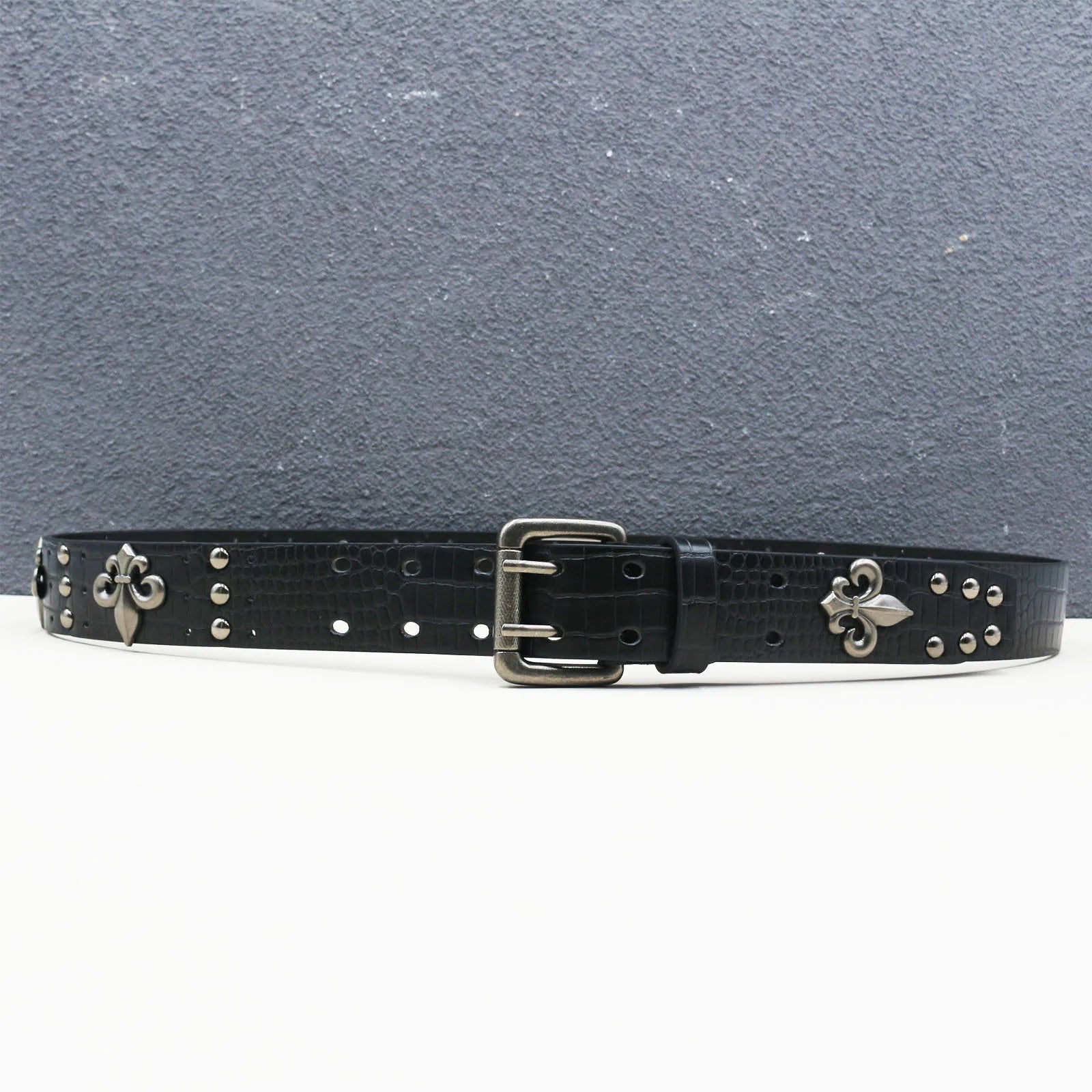 Crocodile-Embossed PU Belt with Fleur-de-Lis Rivets and Double Buckle